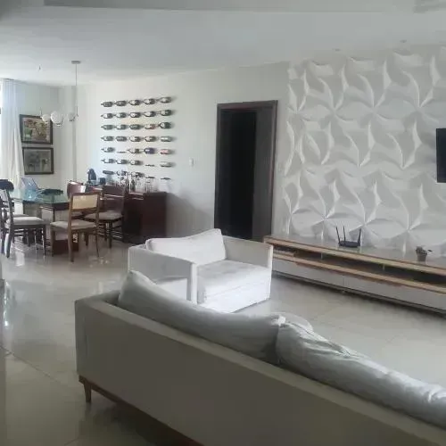 DELTA GARDEN - 4 SUITES - NAZARÉ