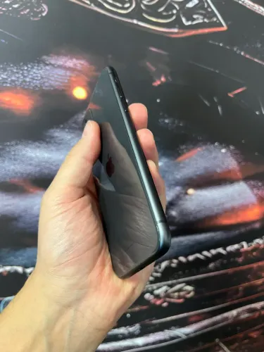 iPhone 11 novinho