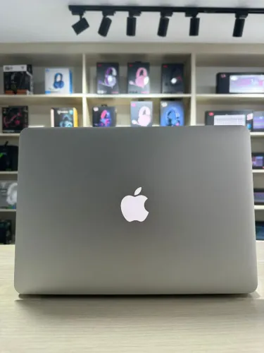 MacBook本体 Macbook Air 13.3 2013 i5 4GB SSD 256GB MacBook Air MD761BZ/B com Intel Core i5 13,3