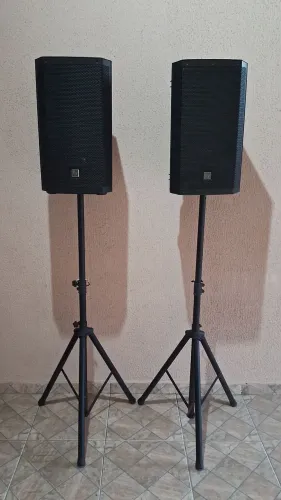 Par De Caixas Ativas Electro-voice Ev Zlx 12 (g1 + G2) - Impecáveis