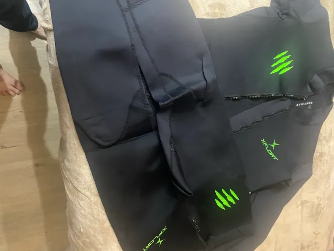 Conj de calça e jaqueta Xfloat em noeprene