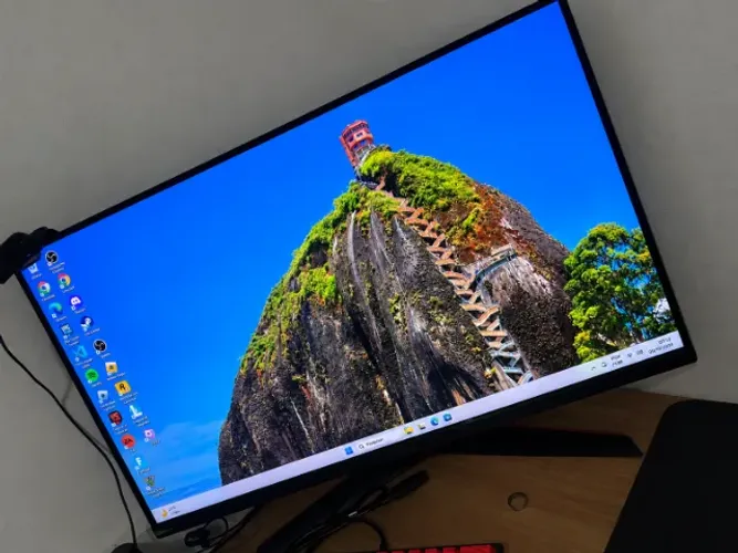 MONITOR GAMER 240HZ LG