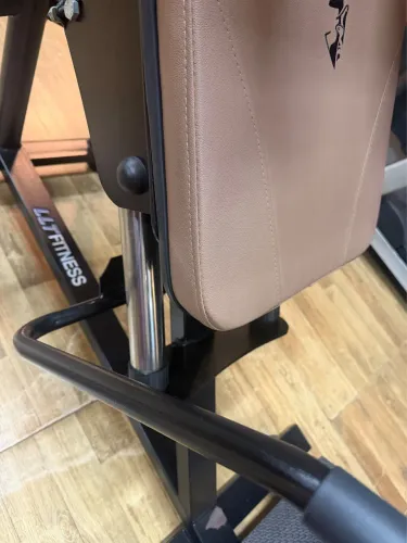 Hack Squat