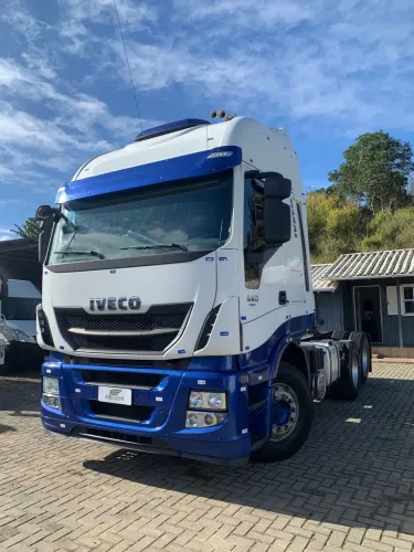 Repasse Abaixo da Fipe Iveco HiWay 6x2