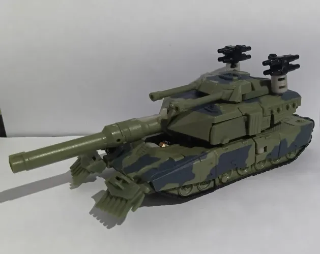 Transformers 2007 Brawl (deluxe class)