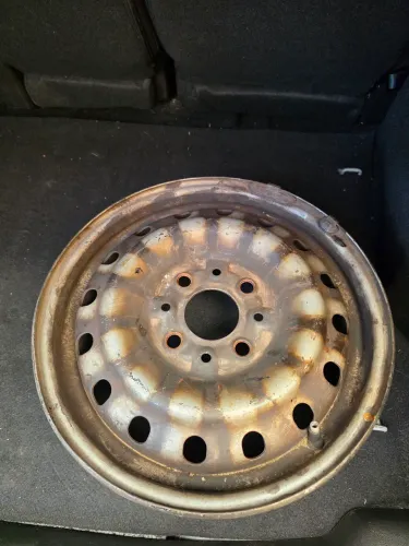 Roda de ferro fiat