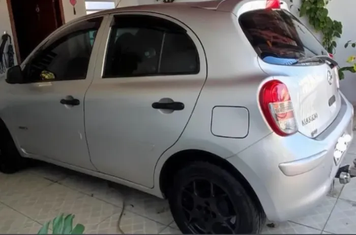 Nissan March S 1.6 16V Flex Fuel 5P 2013