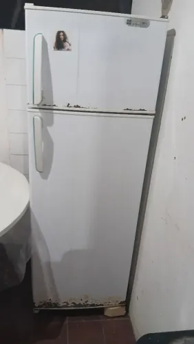 Vendo geladeira