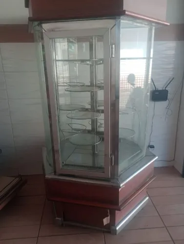 Expositor de bolo giratória 