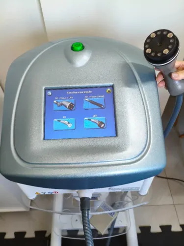 Dermovac LedShape - Radiofrequência + Led + Vacuoterapia