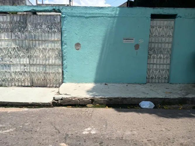 Vendo essa casa urgente, leia o anúncio com atenção!