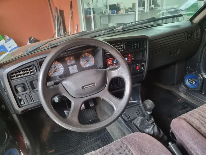 Chevrolet Monza GLS/ Hi-tech 2.0 EFI 2P E 4P (álcool) 1994