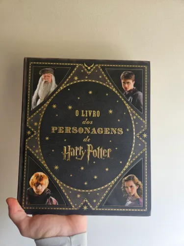 Livro de personagens de harry potter