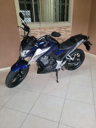 Honda CB 300F Twister 2026