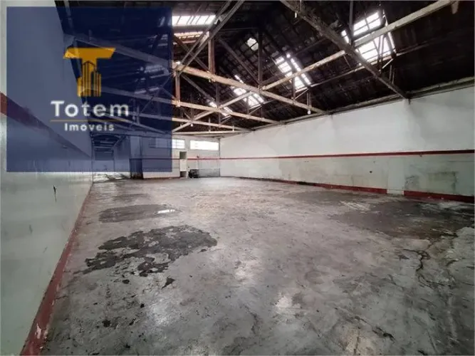Galpão Comercial à Venda 374 m² | Rua Marco Aurélio / Vila Romana / Sp