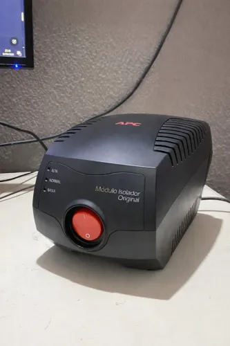 Modulo isolador, estabilizador