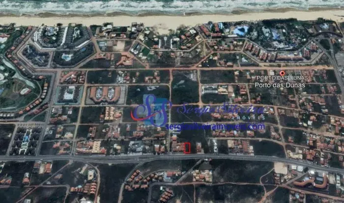 Amplo terreno em localização privilegiada no Porto das Dunas com 1000m²