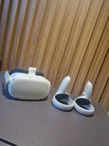 Meta Quest 2 128gb Oculus Vr + 2 Controles Usado