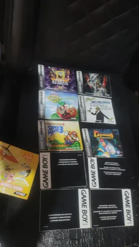 Manuais de Game Boy