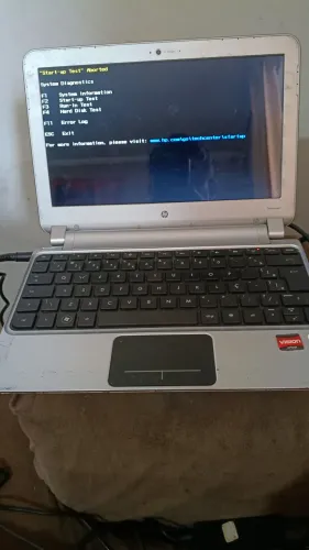 HP Pavilion dm1- Liga com imagem -sem HD -acompanha Carregador - para peças ou projeto