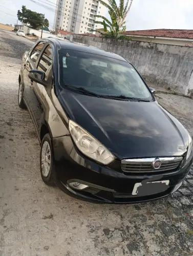 Fiat Grand Siena Attrac. 1.4 EVO F.flex 8V 2013