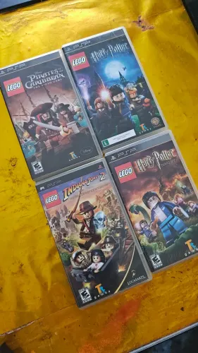 Jogos PSP Originais coleção Lego. Ótimo estado
