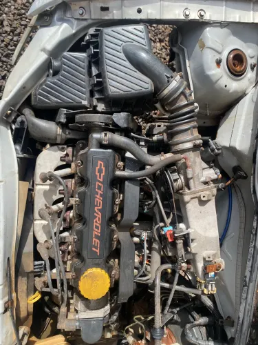 Motor parcial do celta 1.0 2001 