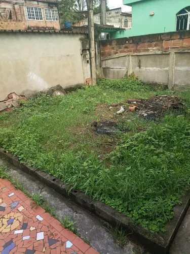 Vendo terreno de frente para rua para salão etc..