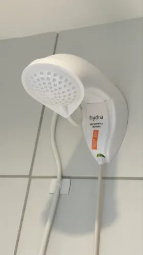 Chuveiro Hydra ótimo estado 