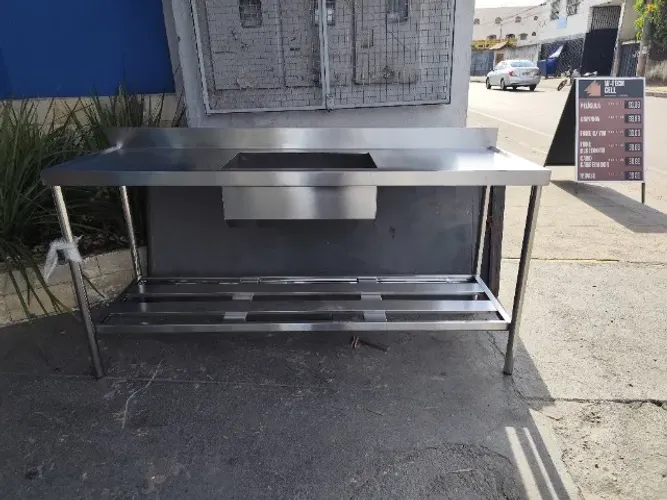 Pia profissional de inox para preparo e lavagem, versão 1,80 m, um bojo