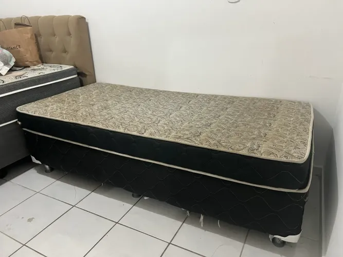 VENDO CAMA DE SOLTEIRO