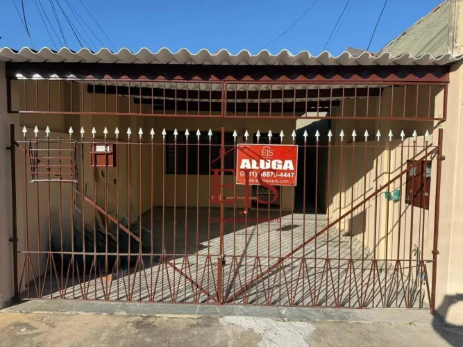 2 casas térreas no mesmo local, não permite cães para locação em Atibaia - SP