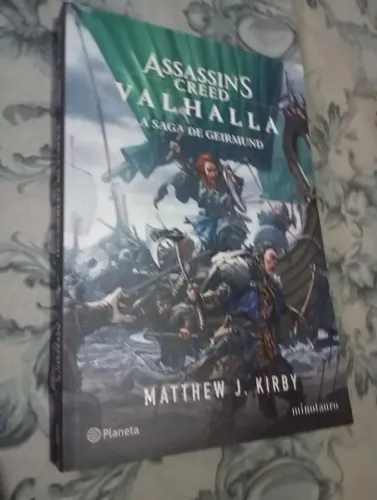 Livro assassin's Creed Valhalla