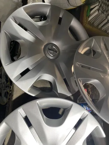 Calota Aro 15 Nissan Versa, Tiida 15/18 - 40315zn90a
