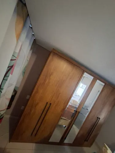 Guarda roupa Casal 6 portas c/espelho