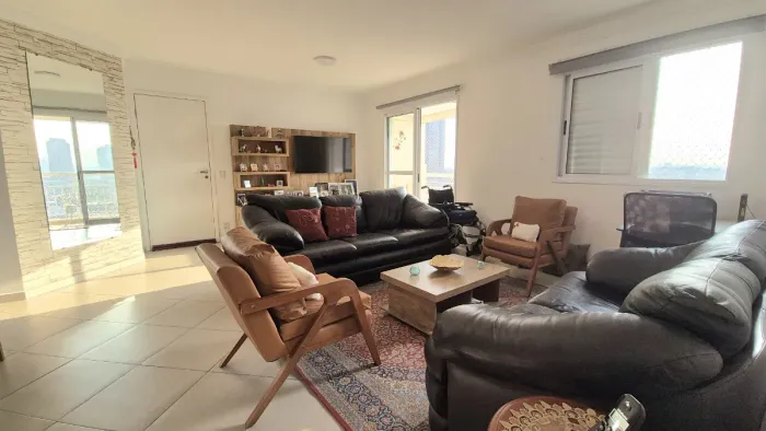 Apartamento para venda e locação em Umuarama com 2 quartos, sendo 1 suíte, 80m²