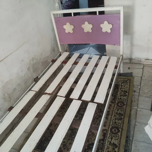 Cama de solteiro 