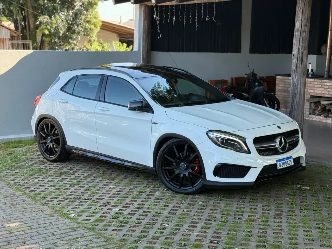 Mercedes-Benz GLA 250 Sport 2.0 TB 16V 4X2 211cv Aut. 2015
