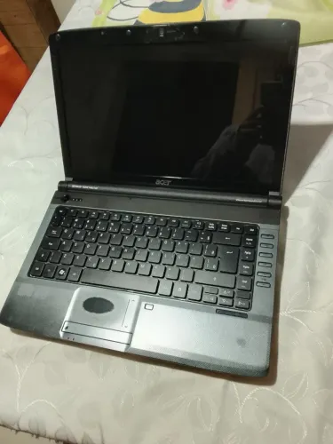 Notebook Acer Aspire para Estudos, Trabalho e Internet