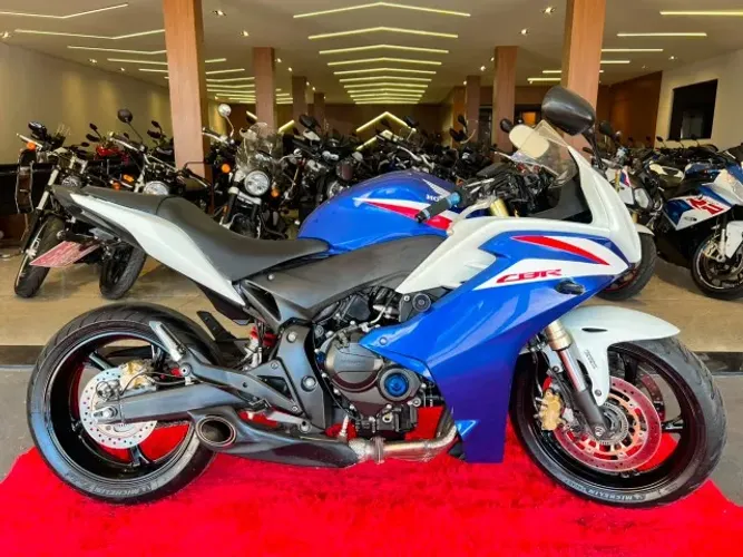 CBR 600 F