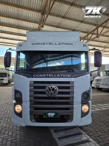 VOLKSWAGEN 13.190 CRM 4X2 2013