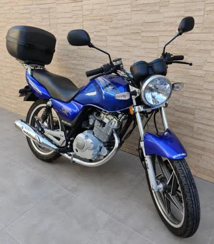Suzuki yes ótimo estado