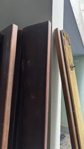 Portal/Portais de mogno maciço e portas