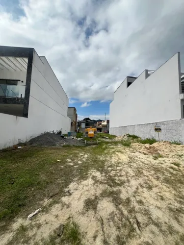 Terreno à Venda - 220 m² no Condomínio Village Sol da Prata | Campo Grande - RJ