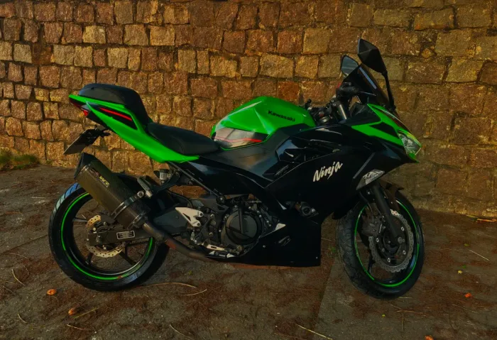 Kawasaki Ninja KRT  2020/2021 - Bancos Confort + Quickshifter + Revisada + Escape sportivo