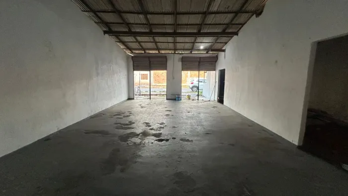 ALUGA-SE PONTO COMERCIAL 