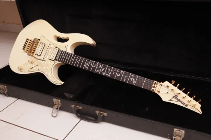 Ibanez Jem Steve vai