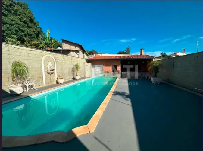Casa à venda em Sousas Campinas na Davanti Negócios Imobiliários.