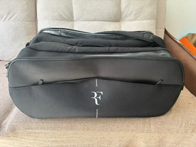 Raqueteira Wilson Roger Federer 15x