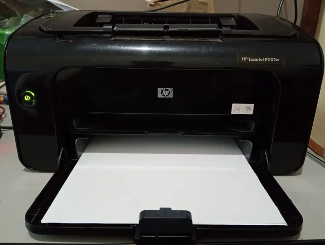 Impressora laser monocrática HP P1102w